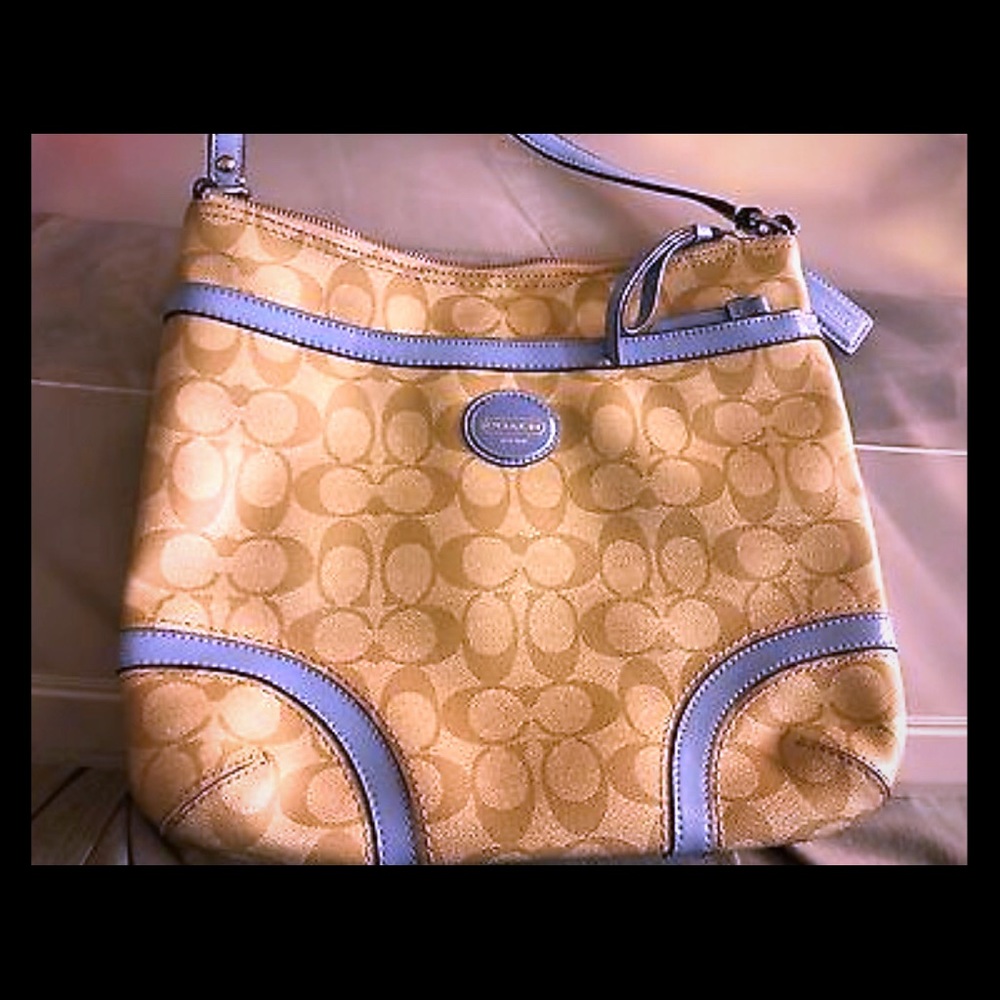 Coach cross-body Khaki & Cornflower-